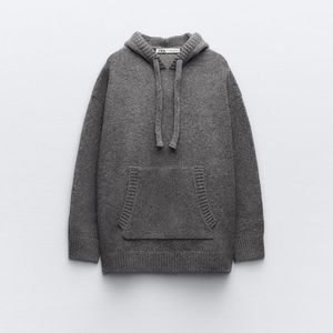 ZARA ROUND NECK SWEATSHIRT WITH ADJUSTABLE DRAWSTRING HOOD..